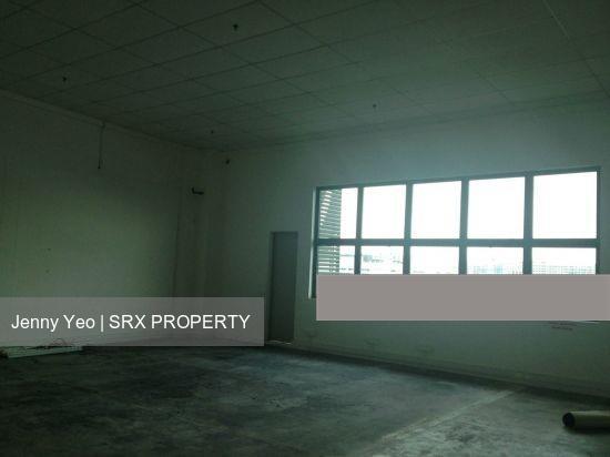 Focus One (D14), Factory #228943191